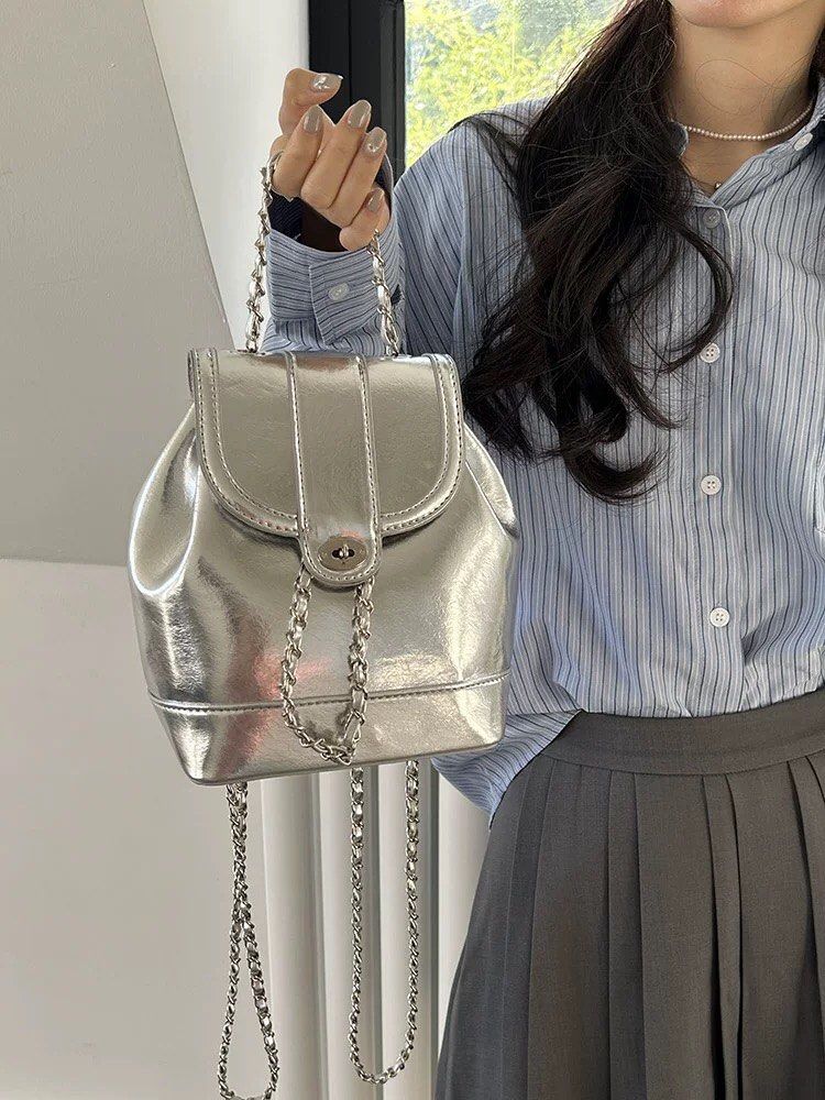 Silver Mini Backpack (Category: Backpacks) located in Cheras. Submitted by chelsie_loke (Listing ID 1343587602, Image 2). Description: .