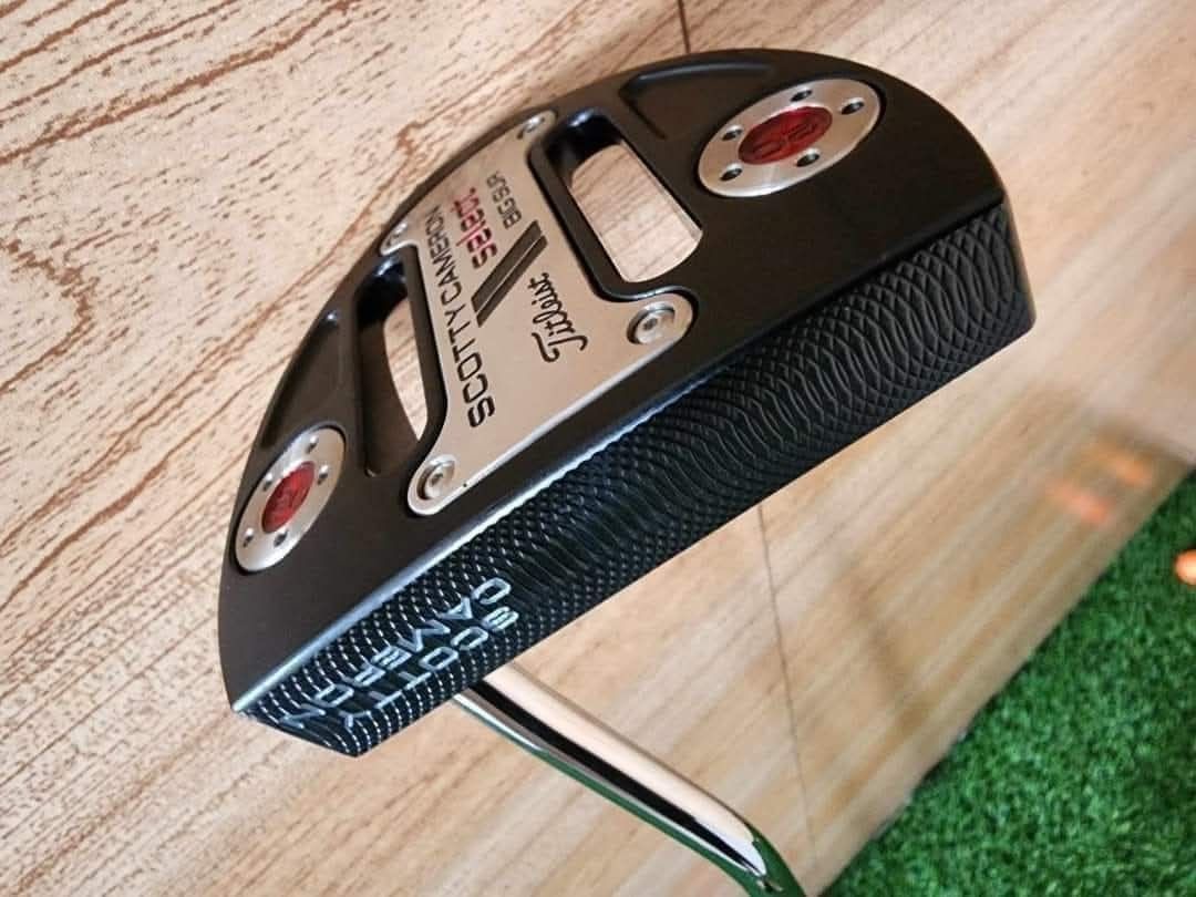 Titleist Scotty Cameron Select Big Sur S Long Putter 47" (Category: Other Sports Equipment and Supplies) located in Rizal. Submitted by delrosariojennilyn16-36720 (Listing ID 1343698330, Image 1). Description: Titleist Scotty Cameron Select Big Sur S Long Putter 47" Original grip is flaking With Headcover 18k Loc. San Mateo Rizal Shipping costs at buyers expense..
