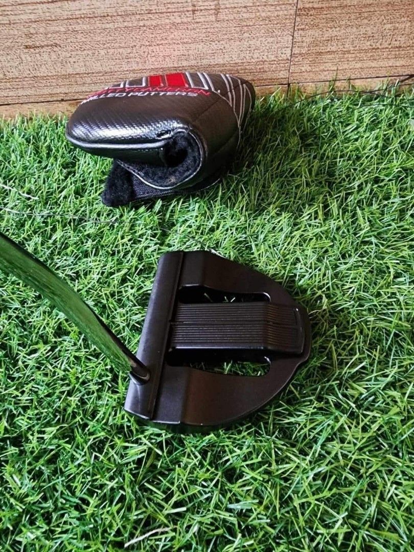 Titleist Scotty Cameron Select Big Sur S Long Putter 47" (Category: Other Sports Equipment and Supplies) located in Rizal. Submitted by delrosariojennilyn16-36720 (Listing ID 1343698330, Image 3). Description: Titleist Scotty Cameron Select Big Sur S Long Putter 47" Original grip is flaking With Headcover 18k Loc. San Mateo Rizal Shipping costs at buyers expense..