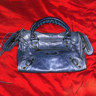 balenciaga city bag preloved View all balenciaga city bag preloved ads in Carousell Philippines