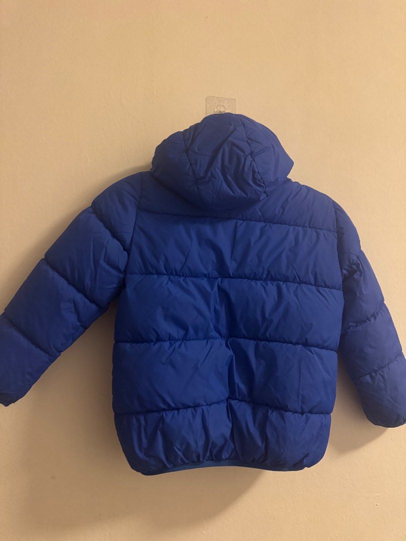 Winter Jacket (Category: Babies & Kids Fashion) located in Singapore. Submitted by thecrudios (Listing ID 1343585116, Image 2). Description: PTP 36m Length 48cm Fits 50th percentile boys from 4-6YO. Worn once, good for 5 to -5 degrees with heat tech layered :) .