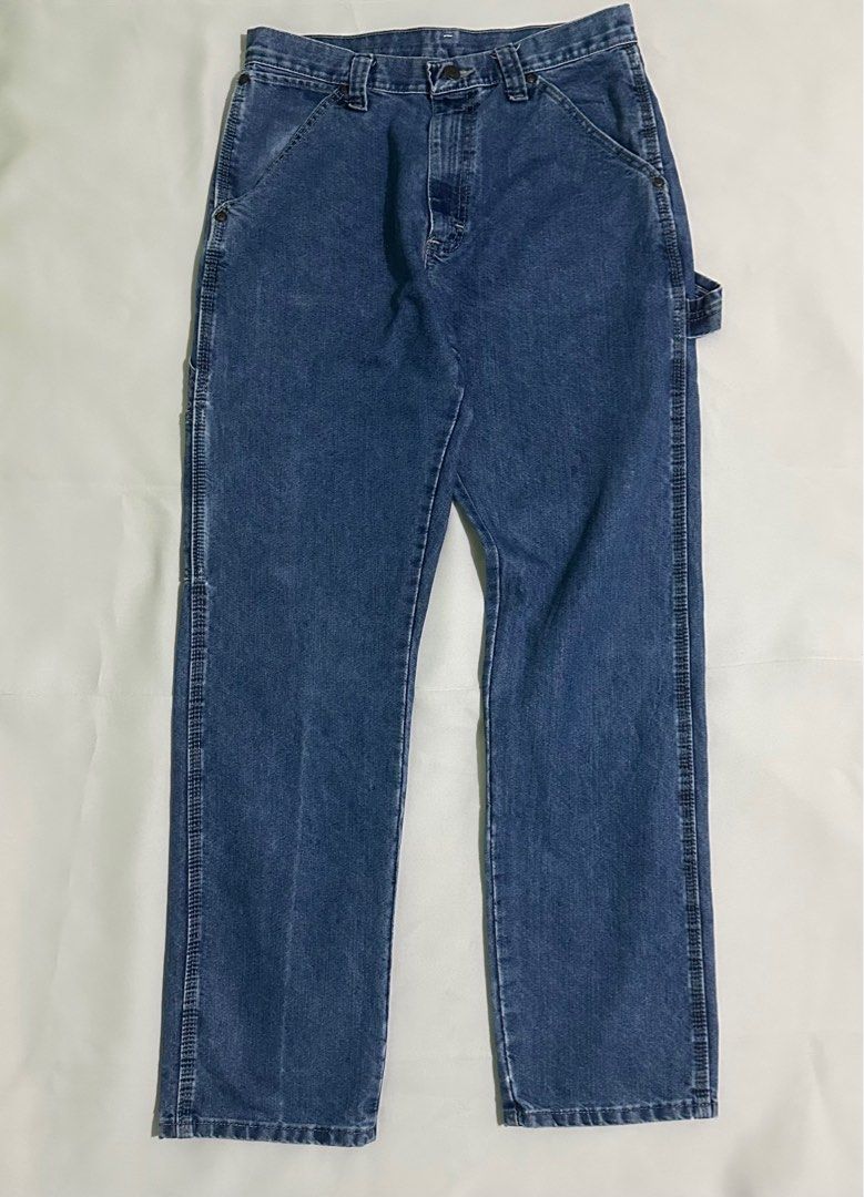 Wrangler Carpenter Pants (Category: Jeans) located in Makati City. Submitted by andrldch (Listing ID 1343663920, Image 1). Description: Wrangler (30 x 32) Length: 42 in Width: 30 - 31 in Leg Opening: 8 in.