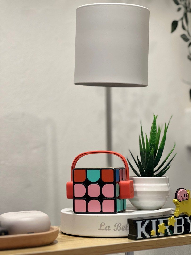 Xiaomi Rubik’s cube bluetooth connection (Category: Earphones) located in Paranaque City. Submitted by marry.t (Listing ID 1343579855, Image 2). Description: Perfect for learning because this is uses with app. No box included I can send photos or videos more.