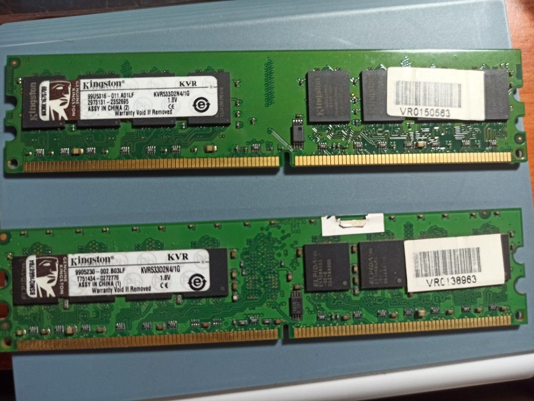 Assorted memory for desktop w/ freebies (Category: Computer Parts) located in Makati City. Submitted by kittabs (Listing ID 1343879054, Image 2). Description: For sale Assorted desktop memory w/ free 2 heat sink DDR2, DDR3 Take all for 500.