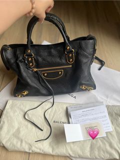 (Category: ) located in . Submitted by tk.preloved (Listing ID 1343718696, Image 1). Description: .
