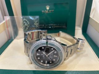 (Category: ) located in . Submitted by paroyal.luxtime (Listing ID 1226573392, Image 1). Description: .