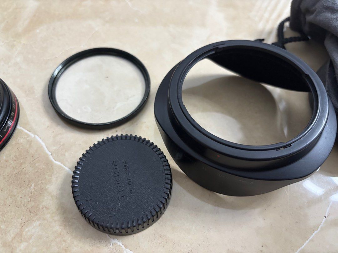 Canon 16-35L EF f2.8 (Category: Lens & Kits) located in Manila. Submitted by thenatureo23117 (Listing ID 1343881943, Image 3). Description: Canon 16-35mm f2.8 - sharp output - no dust/fungus. Well kept in moisture free cabinet - with rear cap - lens pouch - faded markings ₱23,000 Negotiable for sure buyers Meetup near SM molino or Bacoor.