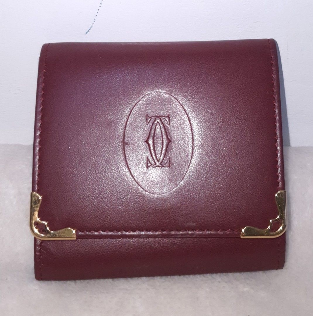 CARTIER Coin Purse Leather Maroon (Category: Luxury Bags & Wallets) located in Baguio. Submitted by missyjhen81 (Listing ID 1343735090, Image 1). Description: 📝📷Products and Photos and Information • Onhand • Actual photos *Product color image may slightly differ due to lighting. 💳Payment Methods • GCASH • Maya • BPI Bank Transfer NOTE: • Make an offer only if you are genuinely interested and capable of completing the purchase. Avoid making low