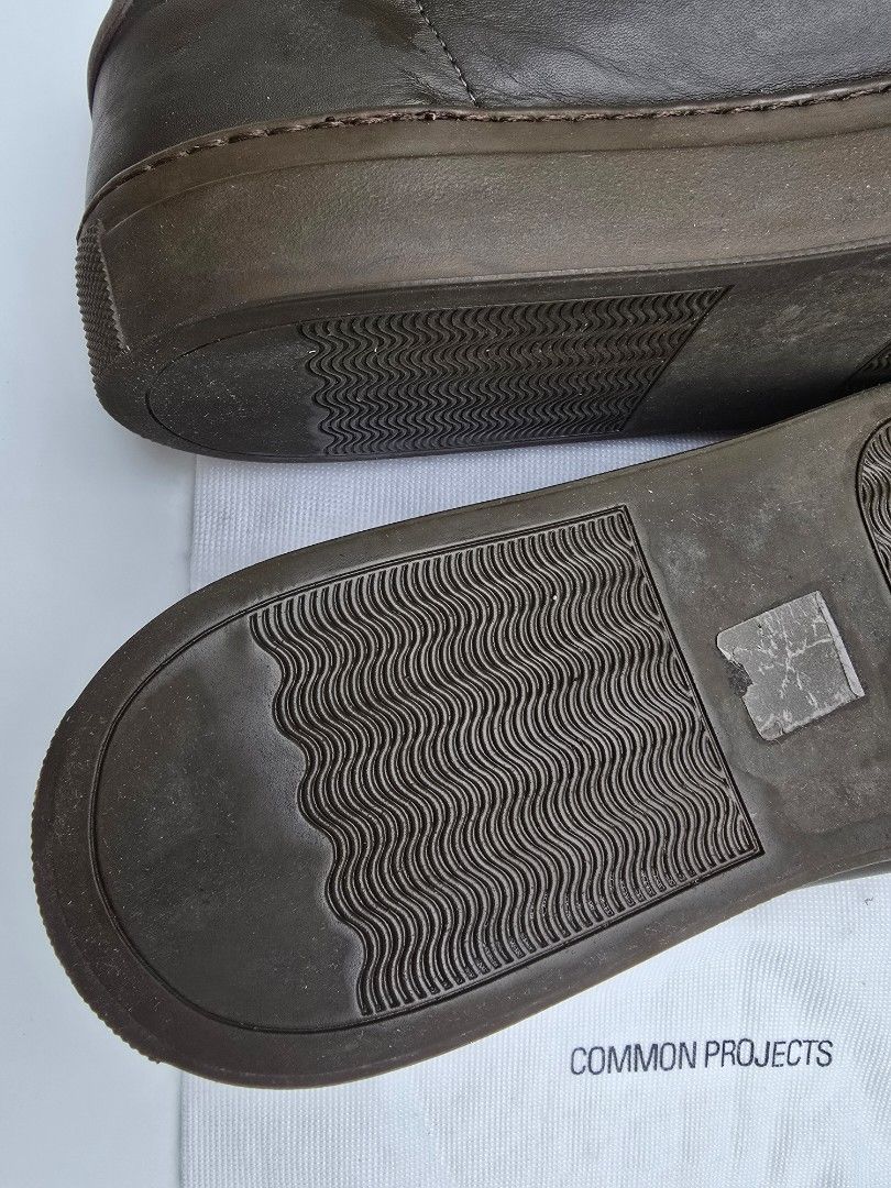 Common Projects (Category: Sneakers) located in Singapore. Submitted by arr1881 (Listing ID 1343475832, Image 5). Description: Deep Green to Brown Low cut casual Sneakers. It's hardly used & too many of the same type, so selling off..