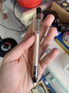 (Category: ) located in . Submitted by cher112233 (Listing ID 1343828169, Image 1). Description: .