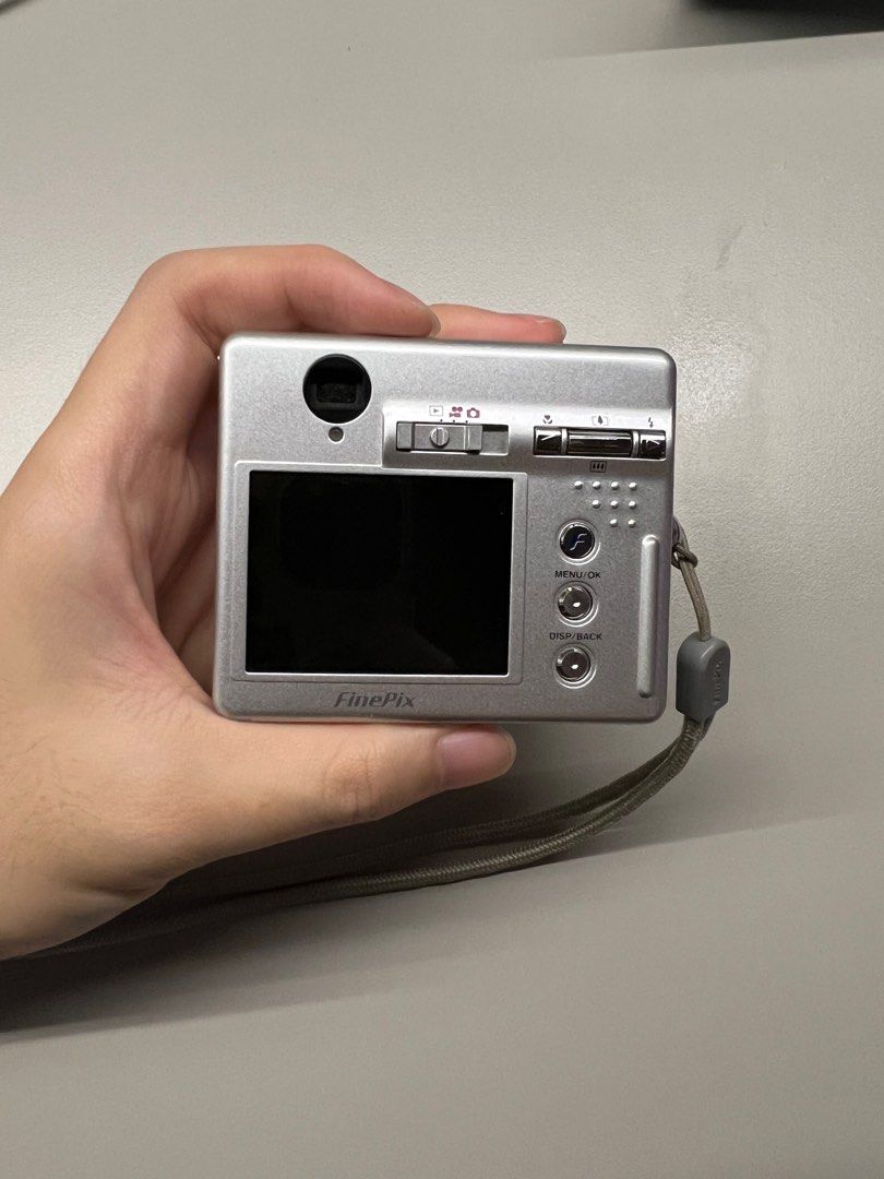 FUJIFILM FinePix F440 デジタルカメラ 【公式通販】