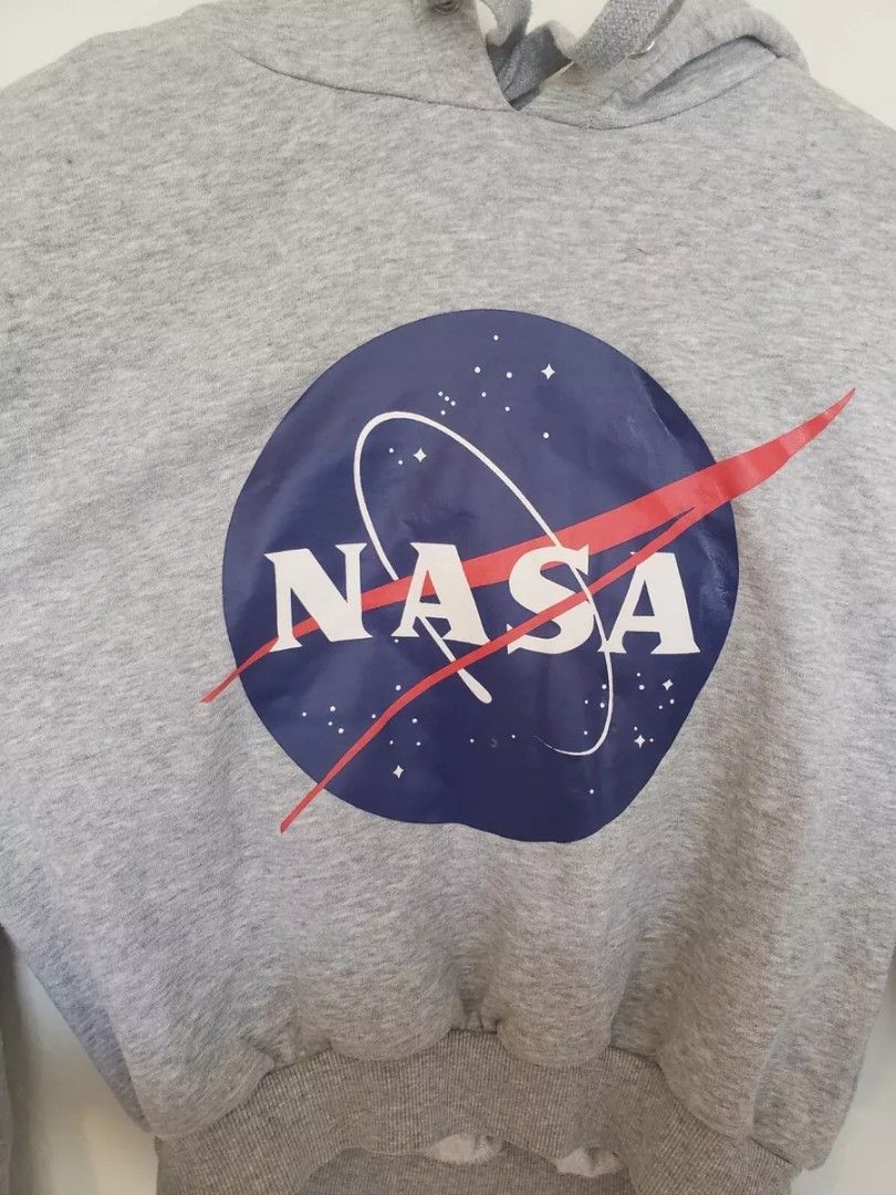 H M NASA Sweatshirt Hoodie Gray Size Medium Cozy Comfortable Warm Hugging Announcements on Carousell