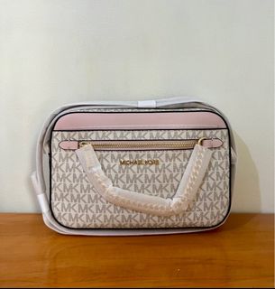 (Category: ) located in . Submitted by liashop. (Listing ID 1337902363, Image 1). Description: .