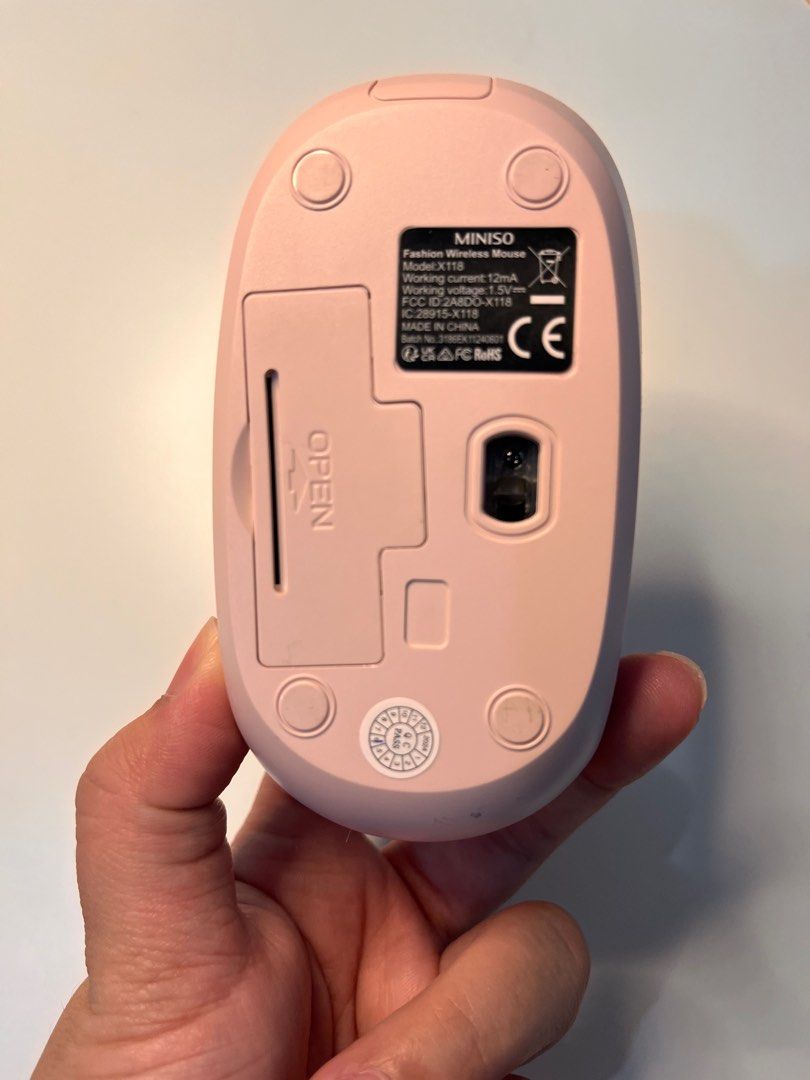 Miniso Mouse (Category: Mouse & Mousepads) located in Cavite. Submitted by 1220_official (Listing ID 1343857250, Image 2). Description: Miniso Bluetooth Mouse. Brand new. Tried ONCE only Reason for selling: bought the wrong mouse It doesnt come with its original packaging anymore. I accidentally threw it. .