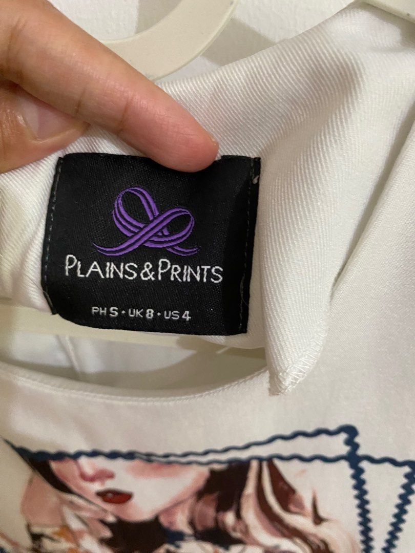 Plains & Prints Emily in Paris (Category: Dresses) located in Paranaque City. Submitted by declutterwithjoy (Listing ID 1343786823, Image 3). Description: May Lints (pls see photos) Used once Small +SF J&T.