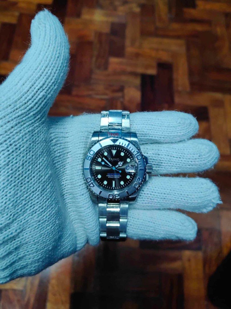 Seikolex Titanium custom mod (Category: Men's Watches) located in Manila. Submitted by moneyunlimited (Listing ID 1343771768, Image 1). Description: Nh35A mechanism Japan parts used not china Sapphire glass 904L band Complete with box and tools Self winding mechanism for power reserve Cod or Pickup.