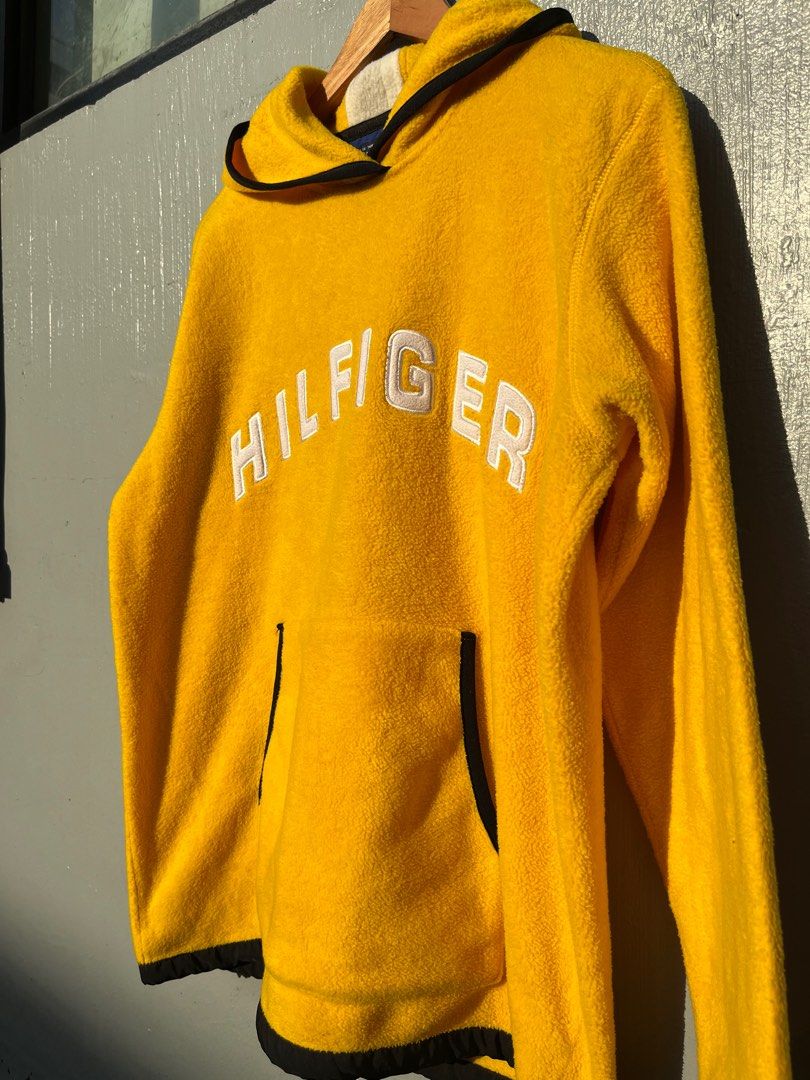 Tommy Hilfiger Yellow Hoodie (Category: Hoodies) located in Manila. Submitted by triptee_kings (Listing ID 1343858036, Image 3). Description: Tommy hilfiger (Authentic) 23.5x28.5 No issue.