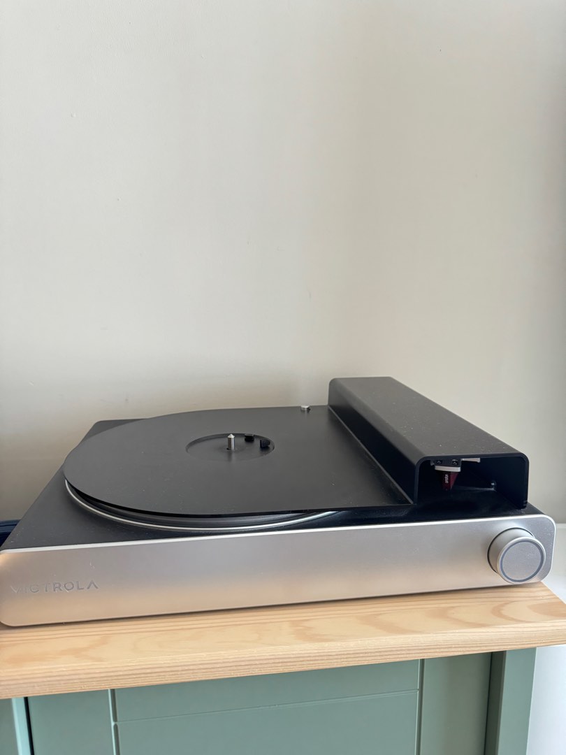 Victrola Carbon Stream Vinyl Record Player (Sonos best partner
