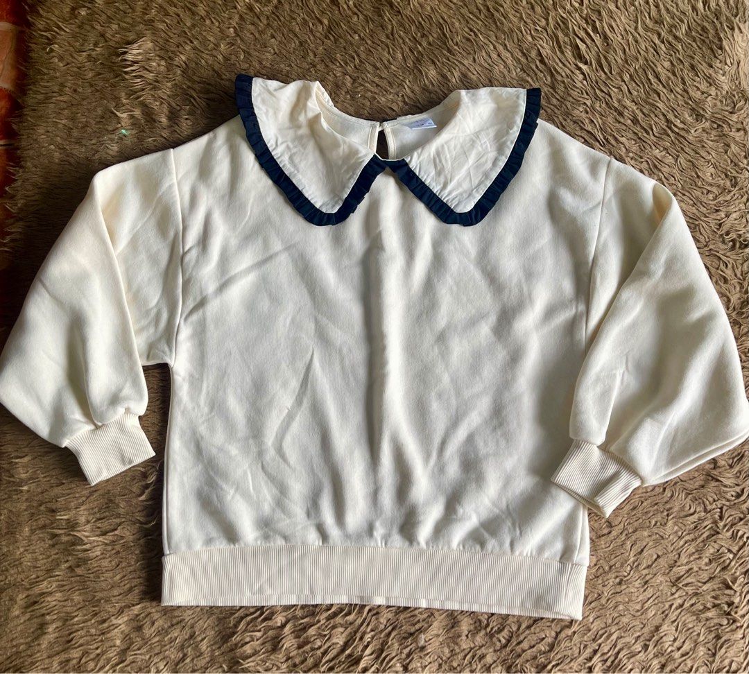 Zara top (Category: Others Tops) located in Caloocan City. Submitted by joycel06 (Listing ID 1343711365, Image 1). Description: .