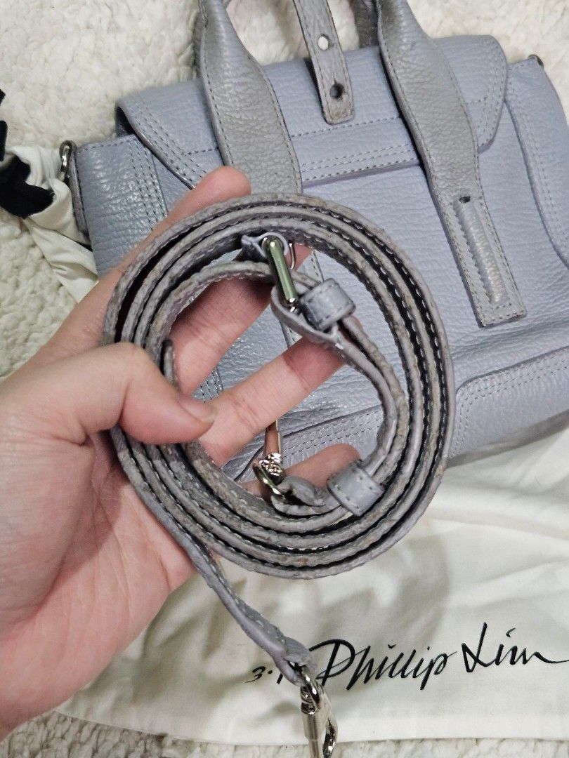 3.1 Phillip Lim Pashli Mini (Category: Luxury Bags & Wallets) located in Taytay. Submitted by eiohjmrf (Listing ID 1343943447, Image 3). Description: 3.1 Phillip Lim Pashli Mini well used bag. badly needs a spa. selling low because the piping melted 😭 Already LP..