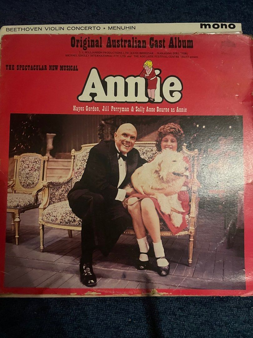 Annie Vinyl Record (Category: Portable Audio Accessories) located in Naic. Submitted by avin_pamplina (Listing ID 1343988731, Image 1). Description: Item location in Naic but can meet up on MRT/LRT station. freight care of buyer.