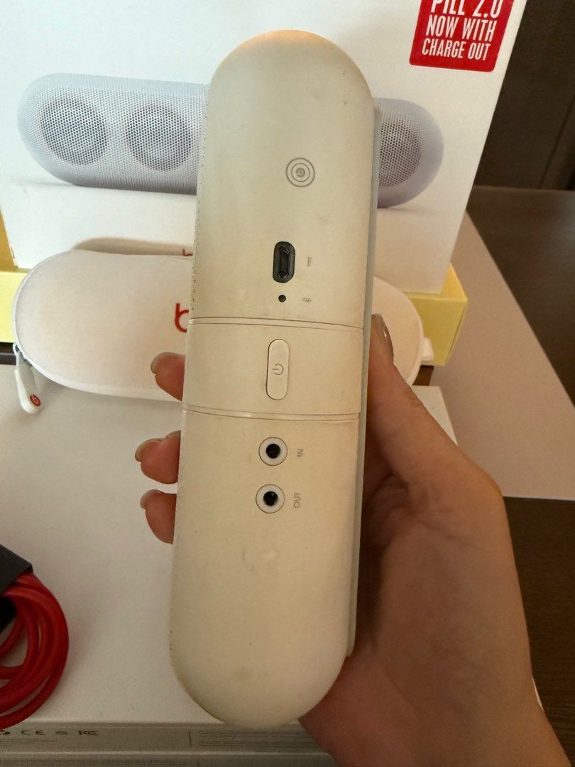 Beats pill speaker, 音響器材, Soundbar、揚聲器、藍牙喇叭、耳擴- Carousell