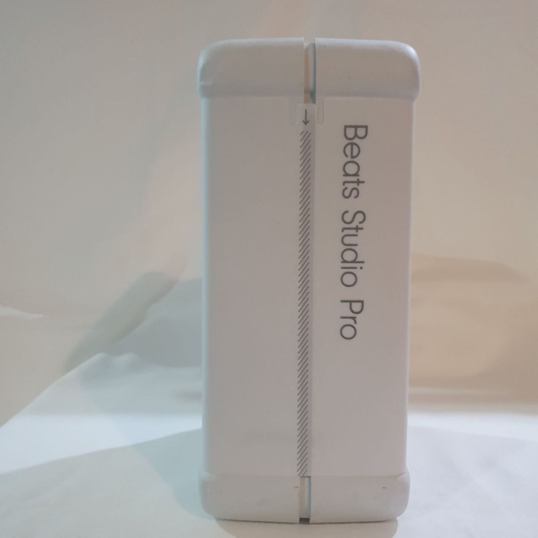 Beats Studio Pro - Deep Brown (Brand New) (Category: Headphones & Headsets) located in Mandaluyong City. Submitted by deedumms07 (Listing ID 1343987096, Image 3). Description: Beats Studio Pro - Deep Brown Brand new, sealed.