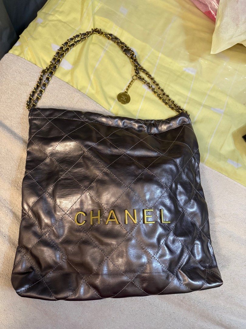 Chanel 22 (Category: Luxury Bags & Wallets) located in Caloocan City. Submitted by shnicky101 (Listing ID 1343895407, Image 3). Description: I have a gray and yellow one. PM for photos. .