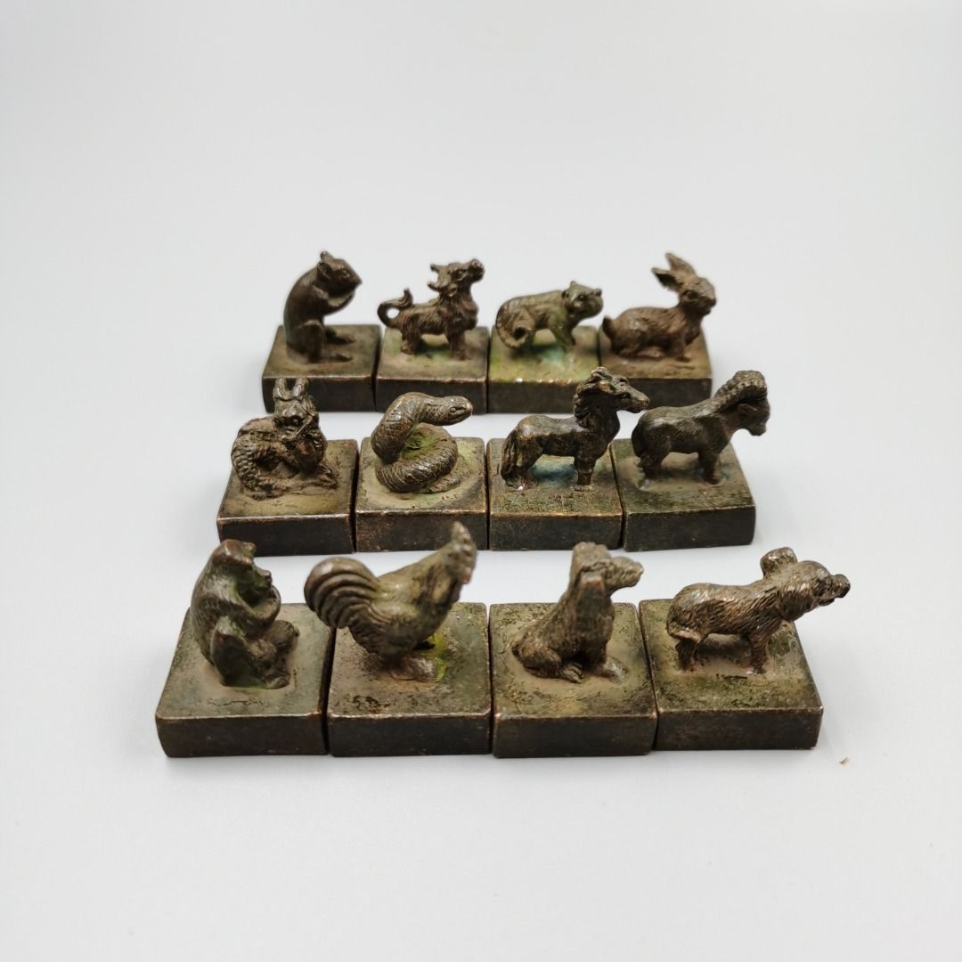 Chinese Traditional Bronze Crafts Twelve Zodiac Seals中国传统铜器工艺品十二生肖印章