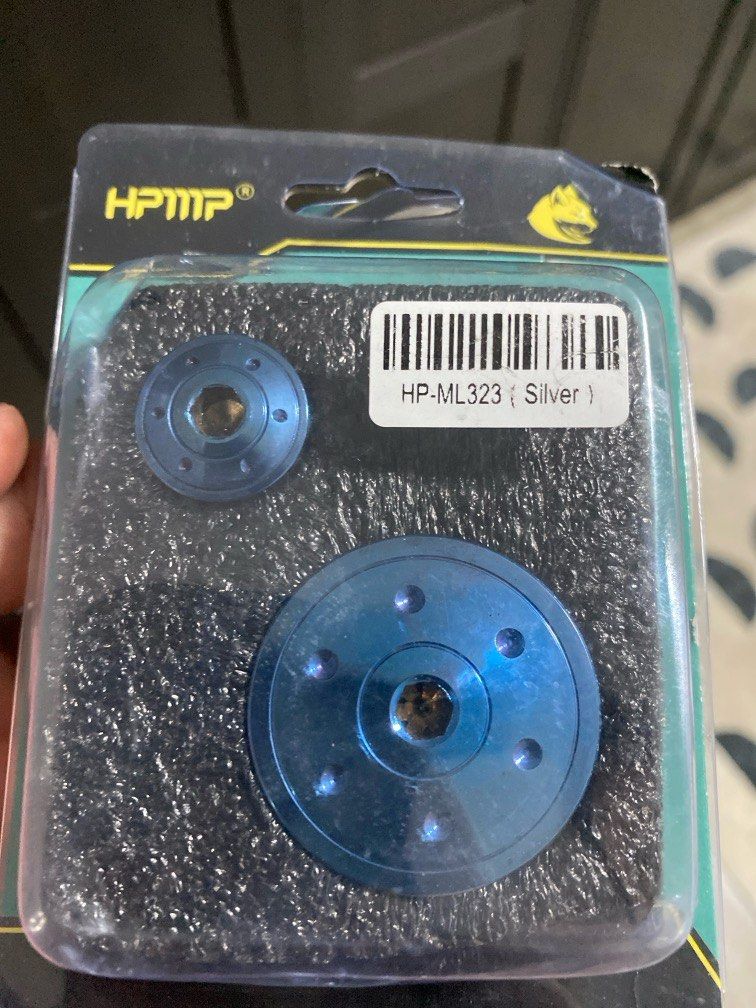 Engine case cover (Category: Motorcycle Accessories) located in Singapore. Submitted by lesscrymorefly777 (Listing ID 1344030799, Image 1). Description: 9/10 What u see is what u get Lc135/x1r #motorcycle #lc135 #spark #cover #screwnut .