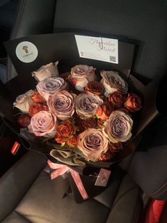 (Category: ) located in . Submitted by flowerbee_florist (Listing ID 1343933169, Image 1). Description: .