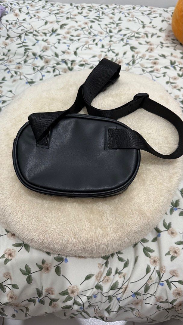 H&m belt bag ph hotsell