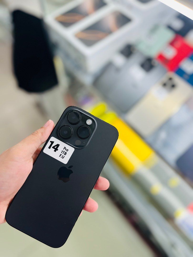 Iphone 14 Pro 1tb 98bh no issues Openline (Category: iPhone 14 Series) located in San Juan City. Submitted by najihahtelecomshop2018 (Listing ID 1343921720, Image 3). Description: FOR SALE | TRADE / SWAP PASS SA MGA SCAMMERS / THIRD PARTY (RFS: Buy and Sell) ⬇️QUICK SPECS⬇️ 📍iphone 14 Pro •1tb (Other storage is also available) •Openline (Other Variant is still available but price may vary) •Black (Other color is also available but price may vary