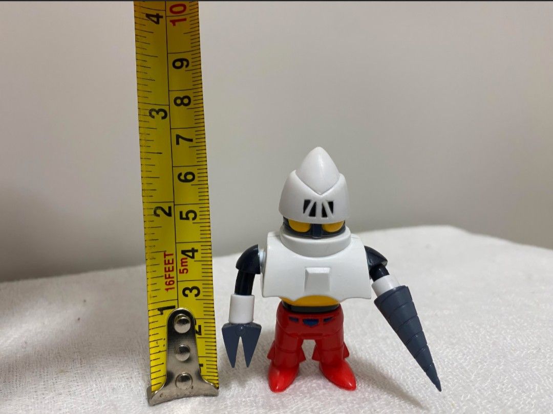 Metal Body Getter Robos 5 figures (Category: Figurines & Statues) located in Caloocan City. Submitted by banshee8818 (Listing ID 1343981086, Image 3). Description: complete set few scratches on two figures but others are in very good condition.
