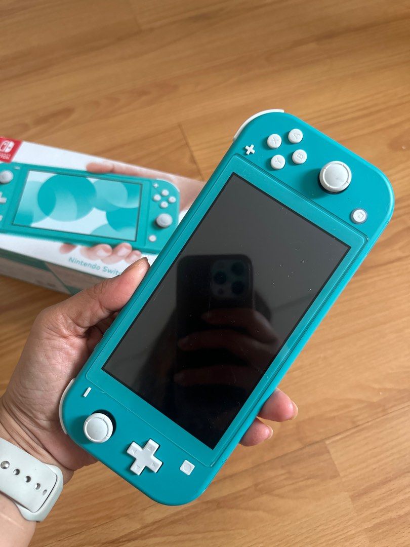 Nintendo Switch lite (Category: Nintendo) located in Bacoor. Submitted by coco_manuel (Listing ID 1343943427, Image 2). Description: Rfs: Not using it. Bought it but didn’t use it. Thank you. It has mem card RFS: Not gonna use I want cash 😂💪 No bogus buyer. Let’s value and not waste our precious time. Check my reviews from my previous buyers. Thanks. .