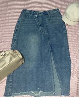 (Category: ) located in . Submitted by averyyyisss (Listing ID 1343980964, Image 1). Description: .