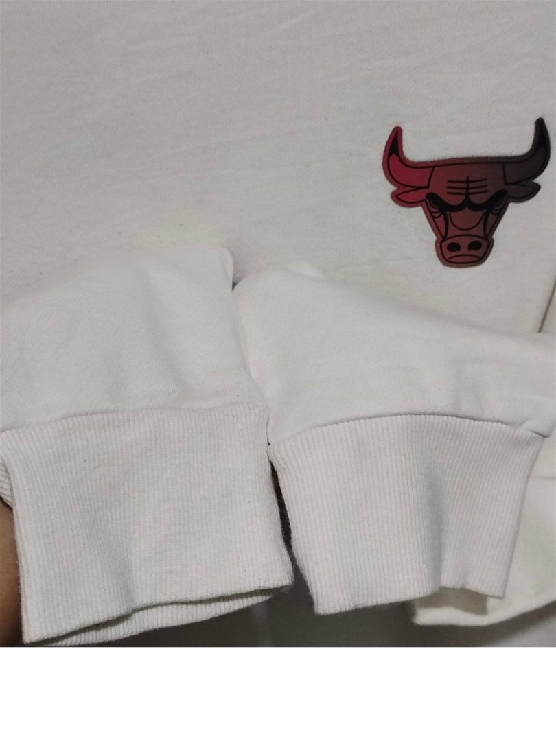 Sweater NBA Jordan Bull/Crewneck Putih Chicago Bull/CN Putih