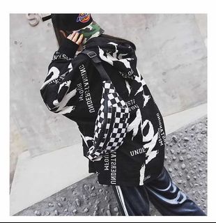 (Category: ) located in . Submitted by buysellcloset (Listing ID 1344047496, Image 1). Description: .