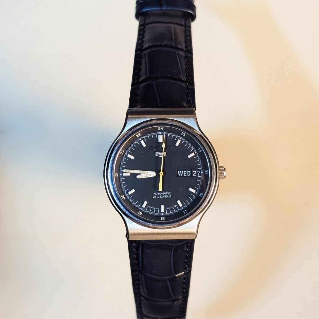 Vintage Seiko 5 Sports Automatic (Category: Men's Watches) located in Caloocan City. Submitted by renderthisnthat (Listing ID 1344057320, Image 1). Description: Vintage Seiko 5 Sports Automatic Watch . Ref. No. : 6319-6060 Calibre: 6319 Movement: Automatic Dimension: approx 37mm, Lug width: 18mm Strap: Dark Blue Leather and SS Strap 🏷️5500(negotiable) . The watch is a vintage piece, minor scratches are to be expected..