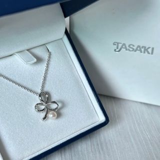 (Category: ) located in . Submitted by vintage.instyle (Listing ID 1343916547, Image 1). Description: .