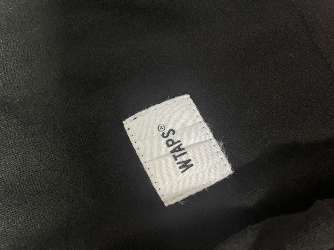 WTAPS X VANS (Category: Tshirts & Polo Shirts ) located in Puerto Princesa. Submitted by secondhand_bliss (Listing ID 1343888784, Image 3). Description: Excellent condition no issue.
