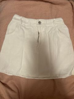 白色牛仔短裙64219294405507110