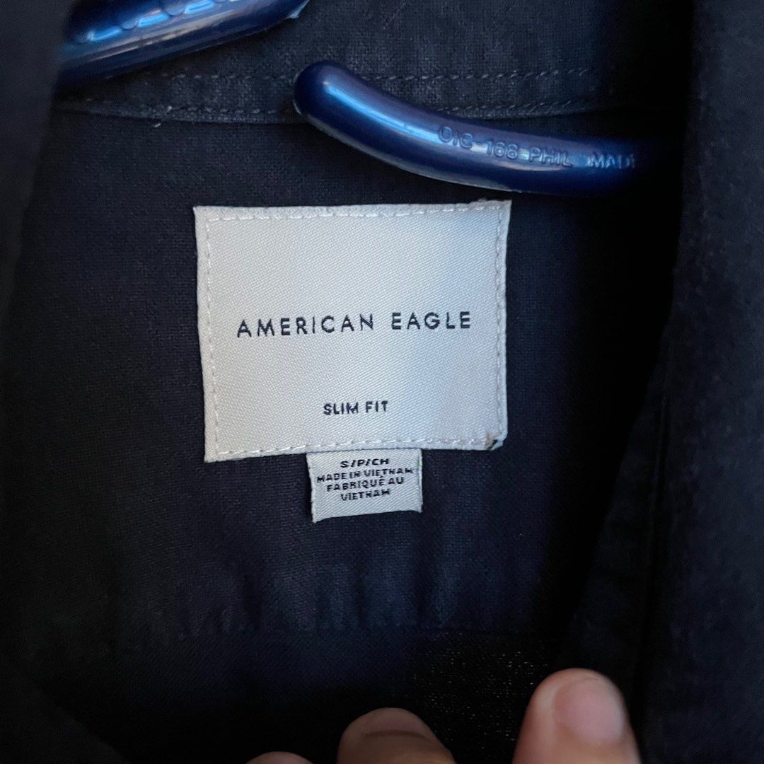 American Eagle Dark Blue Long Sleeves Polo (Category: Formal Shirts) located in Pasig City. Submitted by save_one (Listing ID 1344166214, Image 3). Description: American Eagle Dark Blue Long Sleeves Polo Lightly used Size: Small Pm for other questions. Kindly send an offer if interested, thank you!.