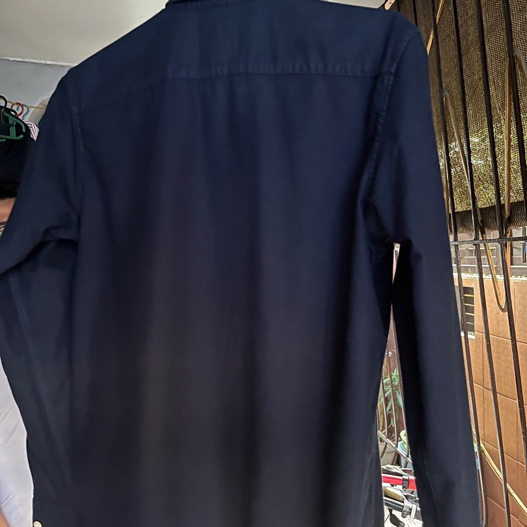 American Eagle Dark Blue Long Sleeves Polo (Category: Formal Shirts) located in Pasig City. Submitted by save_one (Listing ID 1344166214, Image 2). Description: American Eagle Dark Blue Long Sleeves Polo Lightly used Size: Small Pm for other questions. Kindly send an offer if interested, thank you!.