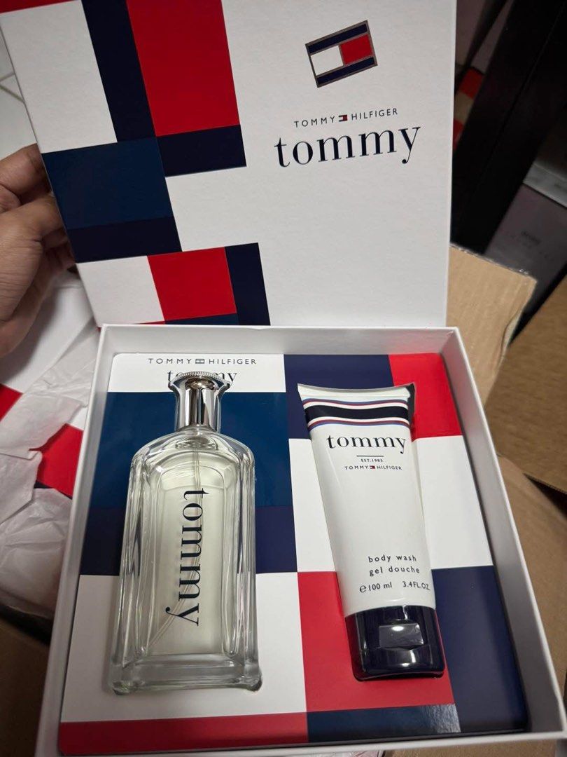Authentic Tommy Men Set (Tommy Hilfiger) (Category: Fragrance & Deodorants) located in Paranaque City. Submitted by TcAnne (Listing ID 1344153894, Image 1). Description: 100% Authentic Tommy Men Tommy Hilfiger 100ml edt 100ml lotion US bought Moneyback if proven fake.