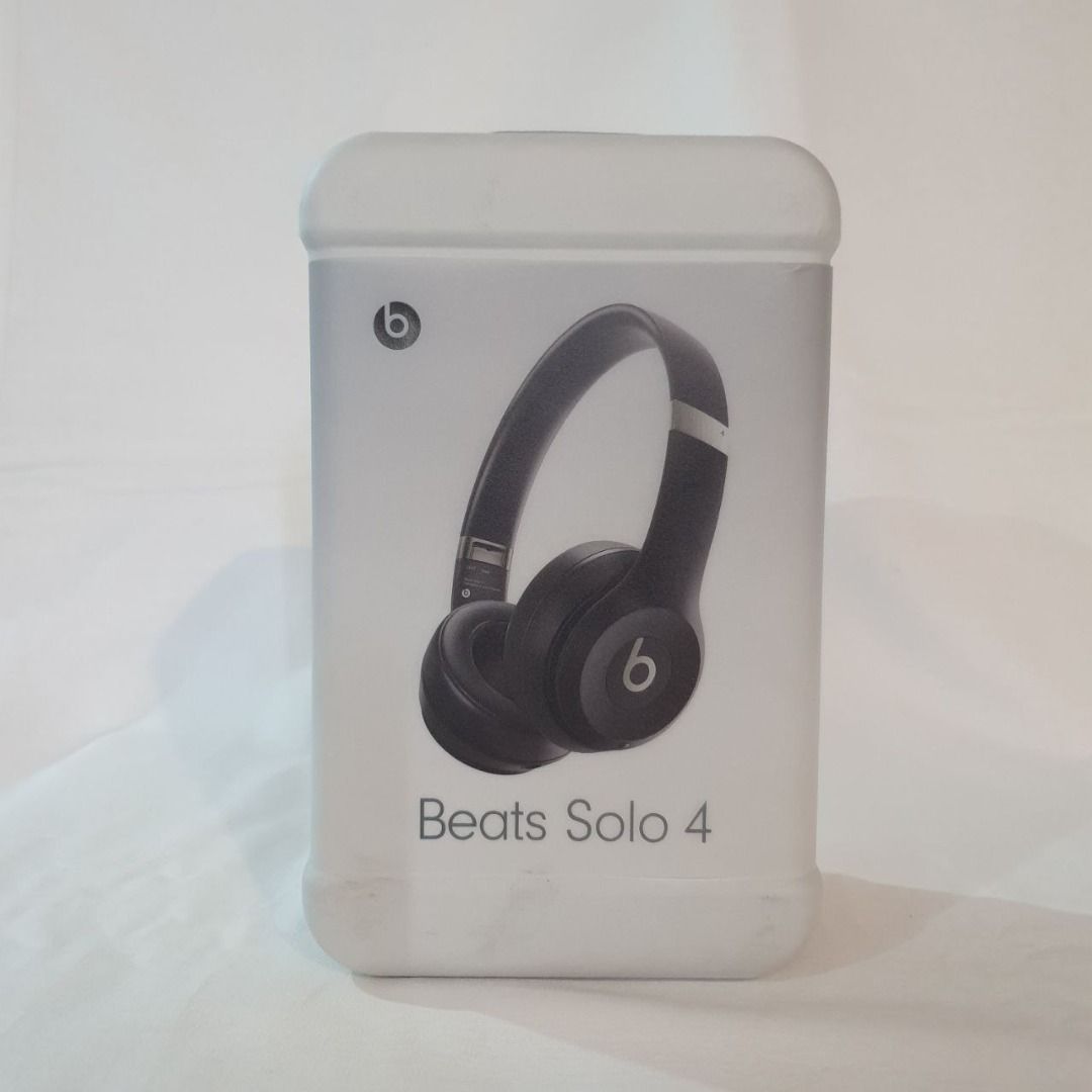 Beats Solo 4 - Matte Black (Category: Headphones & Headsets) located in Mandaluyong City. Submitted by deedumms07 (Listing ID 1344085983, Image 1). Description: Beats Solo 4 Wireless Bluetooth On-Ear Headphones - Matte Black Brand new, sealed.