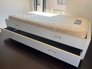 （分類：）位於 。 由 august_finds 提交（商品編號 1344190683，圖片 1）。簡介： 。