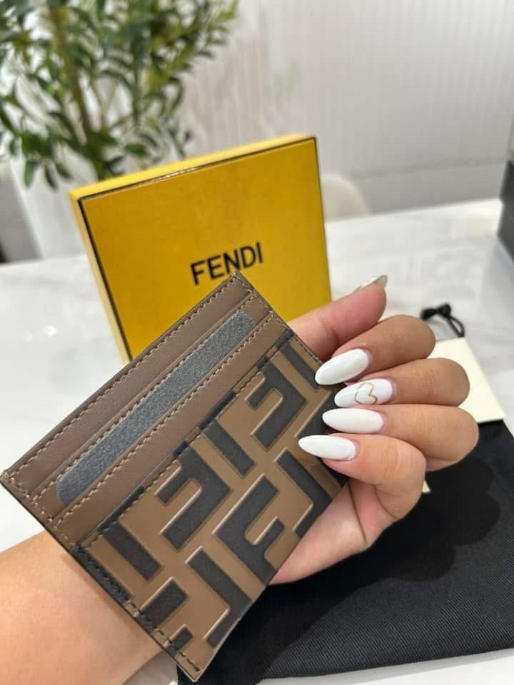 Bnew Fendi cardholder (Category: Luxury Bags & Wallets) located in Santa Ana. Submitted by astonandariana (Listing ID 1344075514, Image 2). Description: .