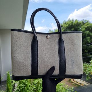 (Kategori: ) berada di . Dikirim oleh kiano_shoes (ID iklan 1344158127, Gambar 1). Deskripsi: .