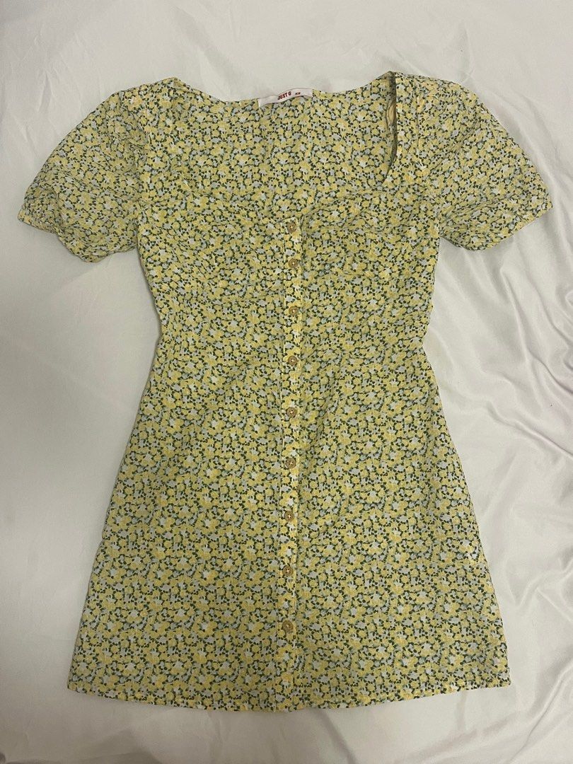 Just G sunday dress (Category: Dresses) located in Manila. Submitted by mxnasmbrd (Listing ID 1344207746, Image 1). Description: .